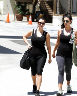 Kim Kardashian Makes Her Way To The Gym In Los Angeles