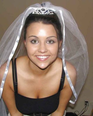 Hot Brunetee #81674