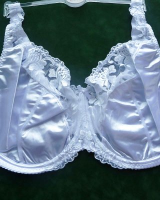 Gebrauchte J Und K Cup Bras #15674101