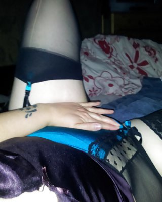 Story In Pics - Big Tit In Stockings - Handjob, Fingering