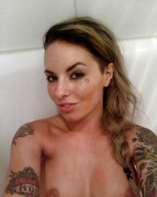 Christy Mack Twitter Pics