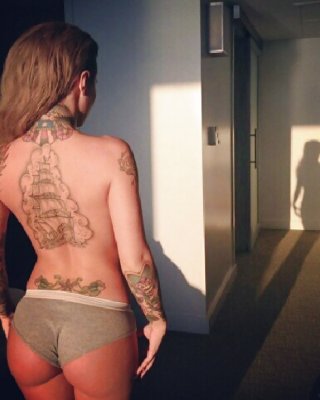 Christy Mack Twitter Pics