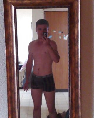 Mich:) #2915641