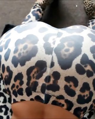 BIG ASS LEOPARD LEGGINGS VPL PANTIES HEELS BUBBLE BUTT BOOTY