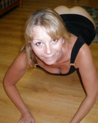 Helene Französisch Milf Blonde Exhib Bigtits #11496102