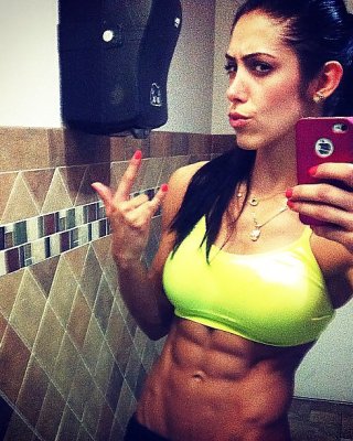 Bella Falconi (Sport Fit Girl)