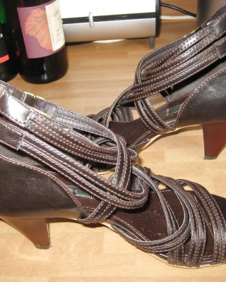 Fuer uns frauen ein paar Meiner schuhe
 #7693947