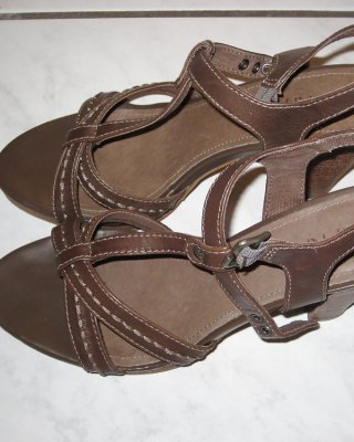 Fuer uns frauen ein paar Meiner schuhe
 #7693991
