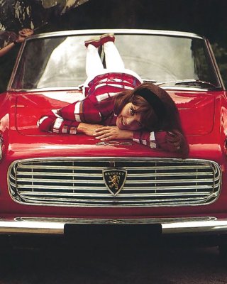 Retro Babes With Automobiles