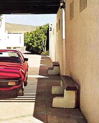 Retro Babes With Automobiles