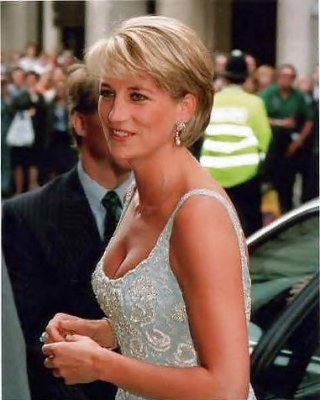 Diana Spencer - Widmet Sich Der Hahn Verrückt Gemacht Königs Fick-Spielzeug #20253445