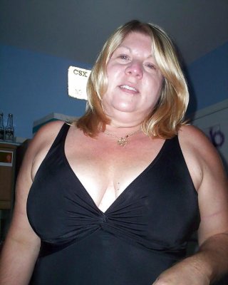 Big Saggy Tits BBW Wife Marie