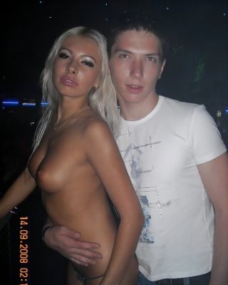 Yuliya Rysina va DJ Milana porno