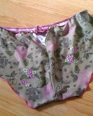 Die Hose Der Frau #4986643