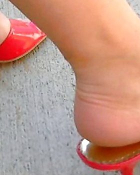 Lisa Kahl Und Highheeled Füße #20917306