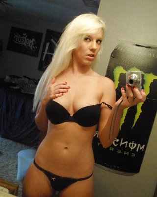 Cute Blonde Selbst Bilder #10217189