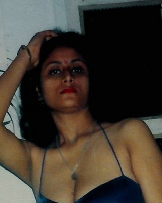 Indian Divorced Wife (HOTTY)