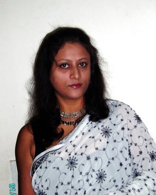 Indian Divorced Wife (HOTTY)