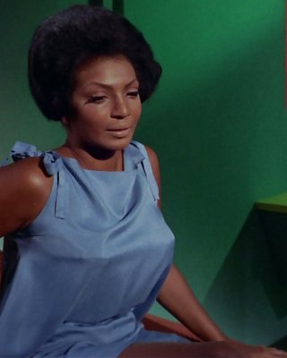 Lt. Uhura - Nichelle Nichols Nude - Vintage