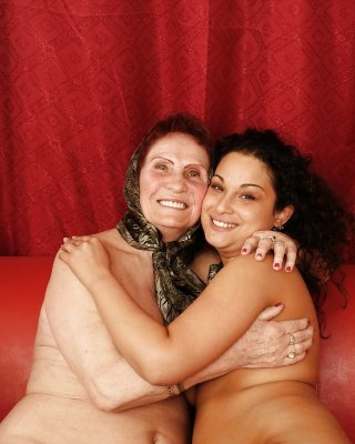 Sie Liebt Oma #13570227