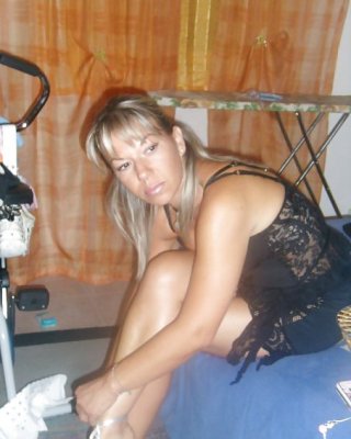 Blonde MILF Hündin #7906733