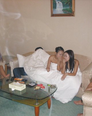 Rauchende Asiatische Schoenheiten - Smoking Fetish Asian 2