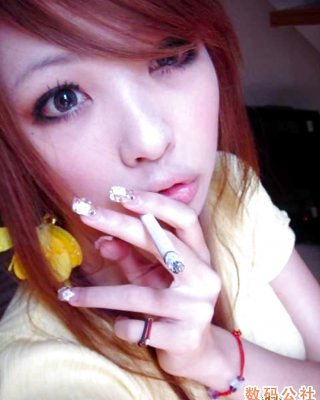 Rauchende Asiatische Schoenheiten - Smoking Fetish Asian 2