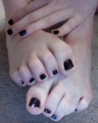 Feet #3342316