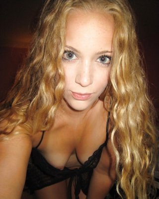 Blonde - Lockiges Haar #13238653