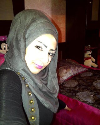 Arabische Mädchen #12984868