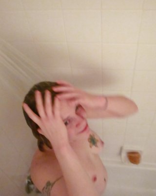 I Schleichen Auf Baby Ihre Muschi In Der Dusche Waschen #2456892