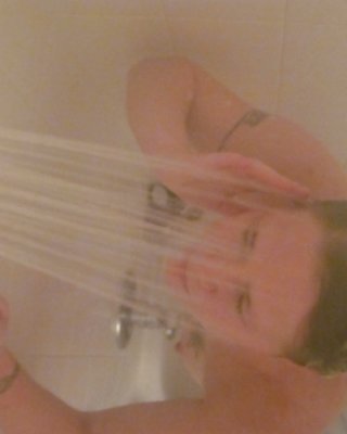 I Schleichen Auf Baby Ihre Muschi In Der Dusche Waschen #2456909
