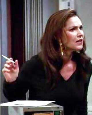 Jane Leeves Und Peri Gilpin Rauchen #7659408