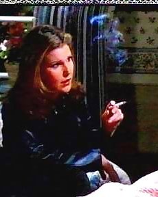Jane Leeves Und Peri Gilpin Rauchen #7659421