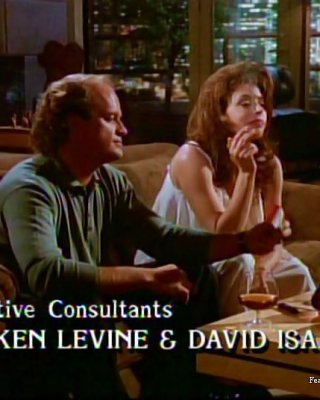 Jane Leeves Und Peri Gilpin Rauchen #7659457