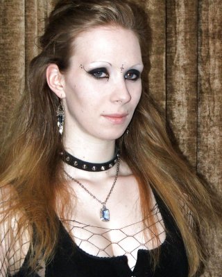 SEXY AND HORNY GOTHIC GIRL