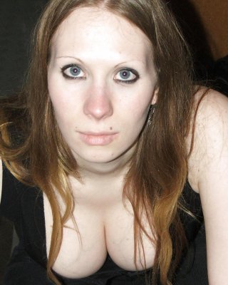 SEXY AND HORNY GOTHIC GIRL