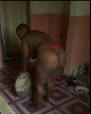 NASTY PLUMP AFRICAN WHORE