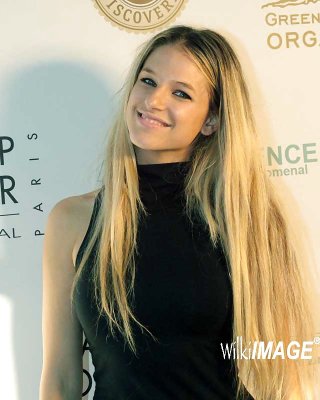 Hot Youtuber Lisa Donovan (Lisanova) #22412054