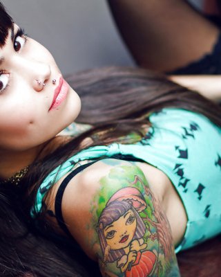 Selbstmord Mädchen Chilena, Violetrose - Befreie Mich #18353853