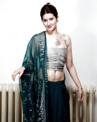 Mujer hermosa india
 #9357568