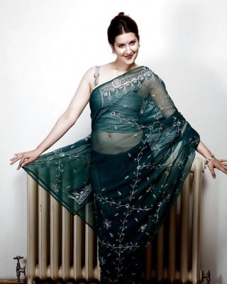 Mujer hermosa india
 #9357579