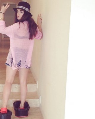 Lucy Hale #22623227