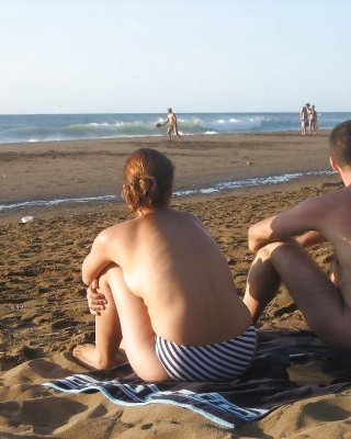 Yo posando desnuda
 #2313677