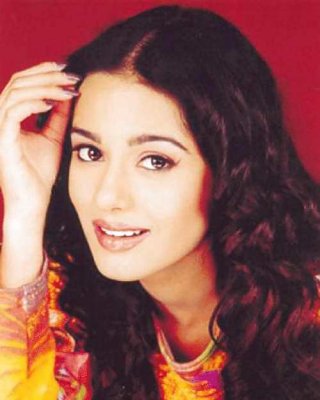 Indian Schlank N Sexy Amrita Rao - 3 #9293025