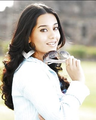 Indian Schlank N Sexy Amrita Rao - 3 #9293033