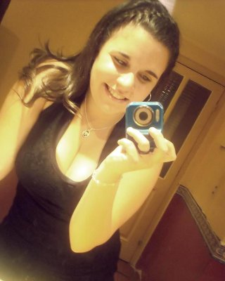 Daniela #12004739