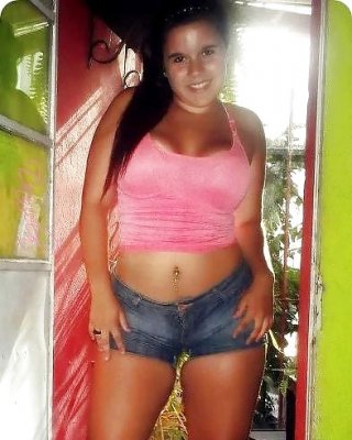 Daniela #12004744