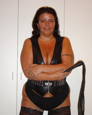 Mature-BBW-BDSM Pictures