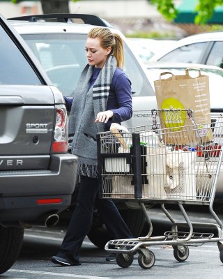 Hilary Duff Einkauf Bei Vollwertkost In Sherman Oaks #3395047